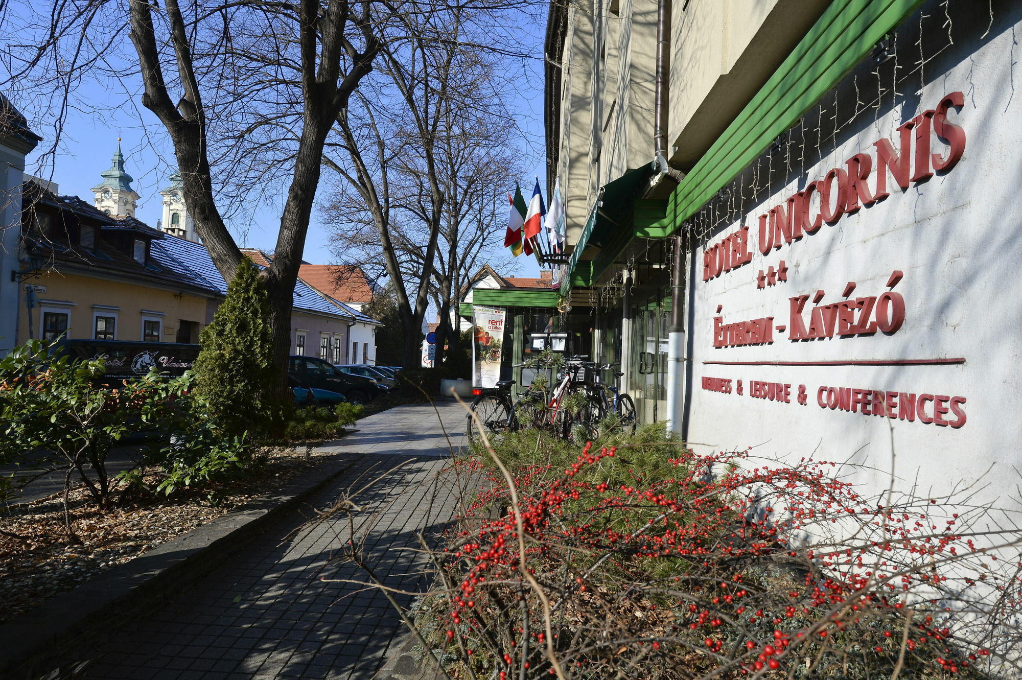 Hotel Unicornis Eger Exterior photo